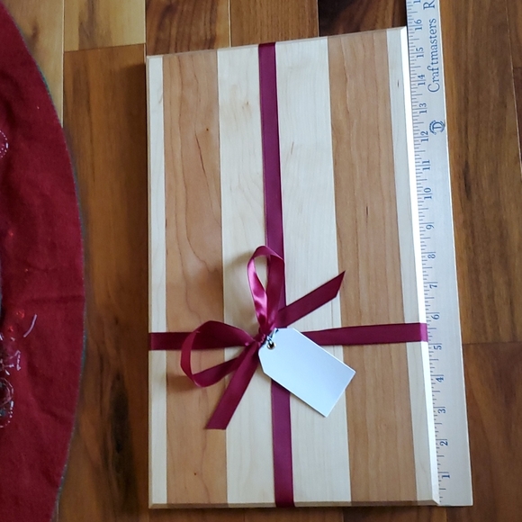 NWT Handcrafted Charcuterie Cutting Board, Cherry & Maple, High End, Quality - Picture 8 of 10